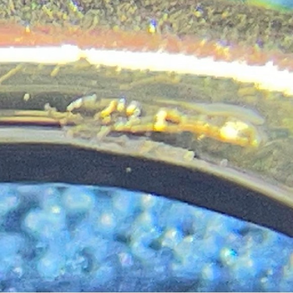 Elegant Gold Women's Ring - Picture 12 of 14